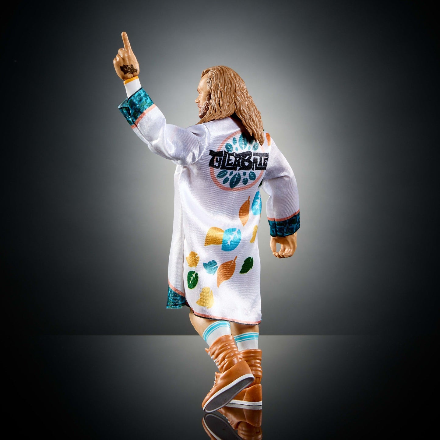 WWE Figura de Acción Elite Tyler Bate