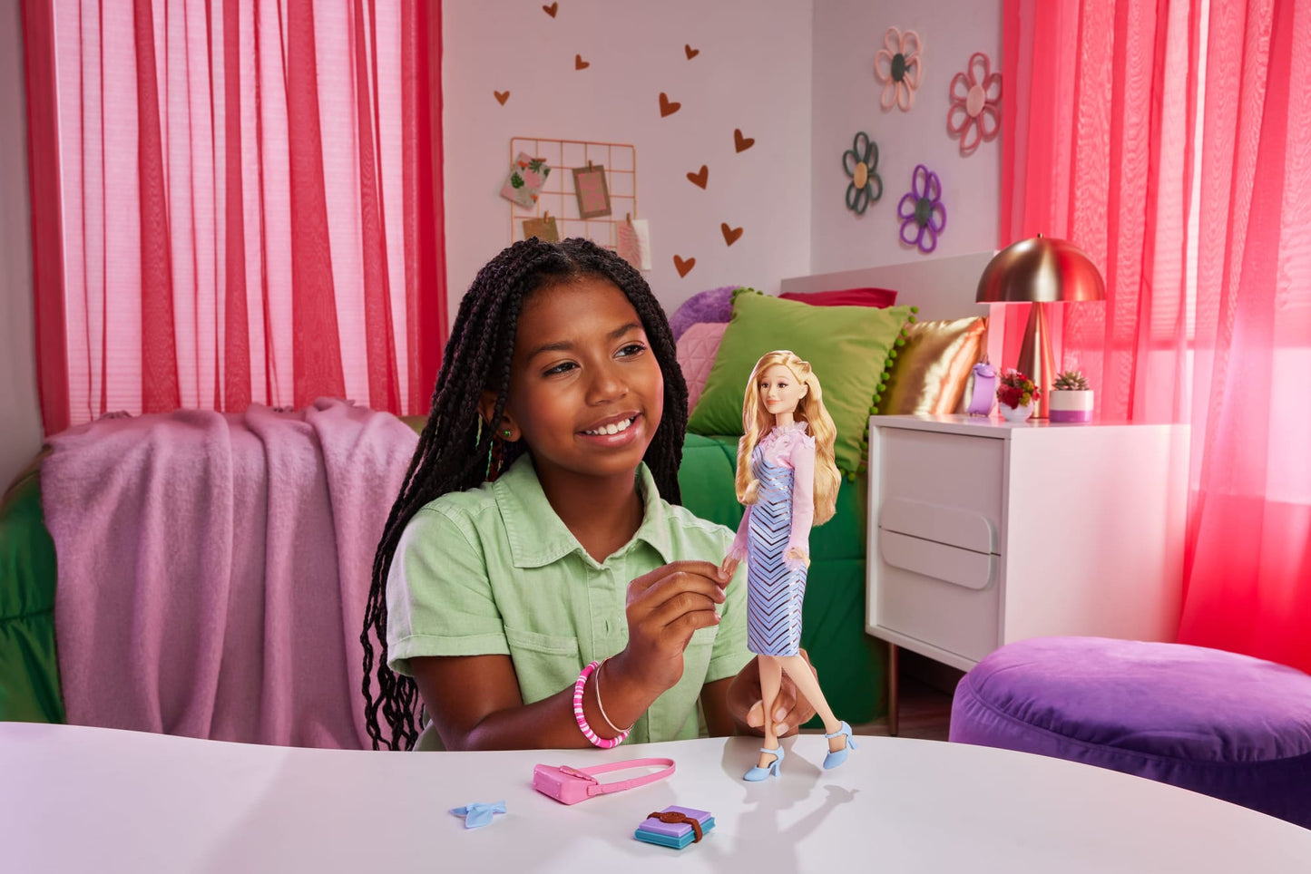 Universal Pictures’ Wicked Glinda At Shiz University Fashion Doll With Removable Fashions & Accessories