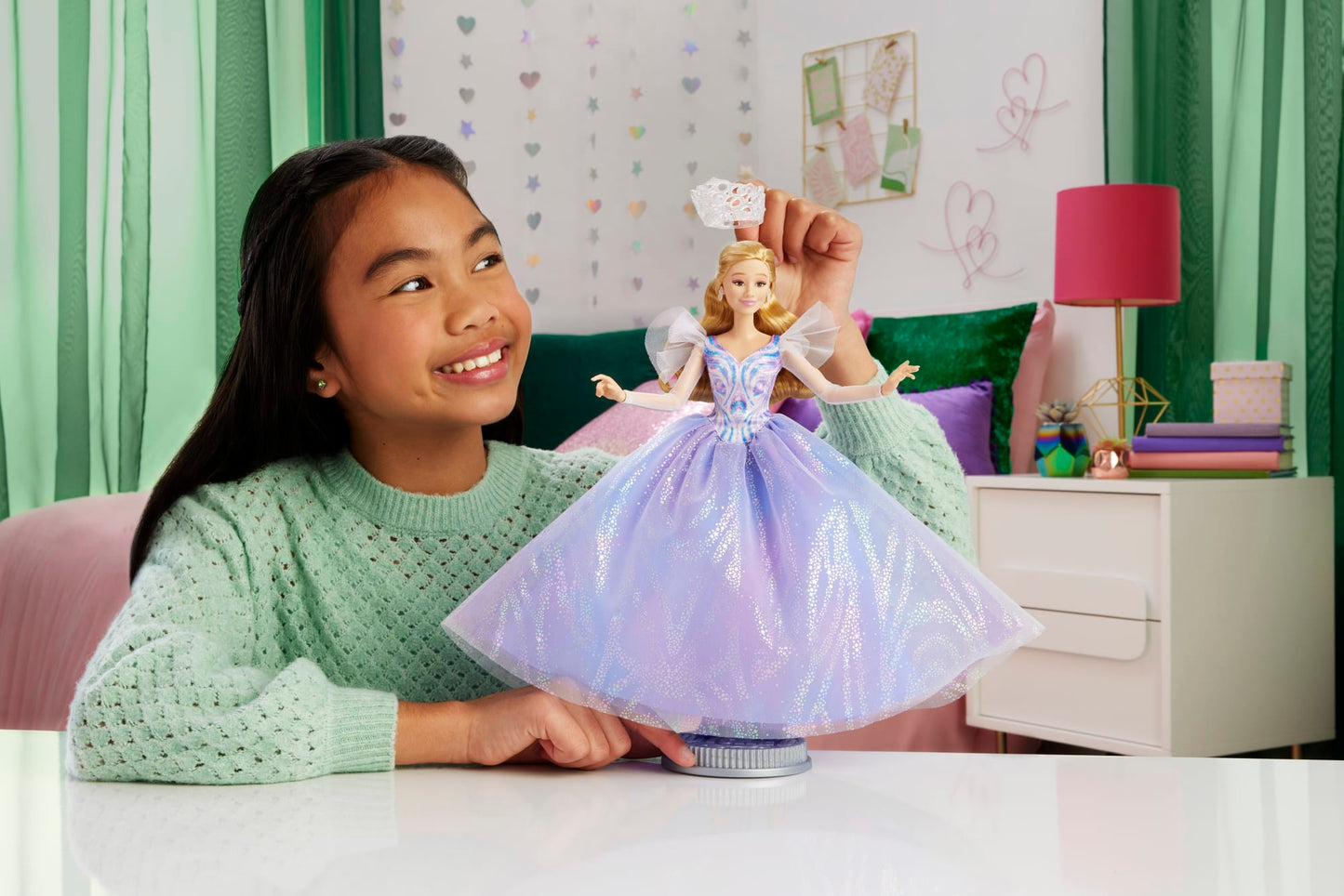 Universal Pictures’ Wicked: For Good Deluxe Glinda Doll With Movie-inspired Outfit & 3 Accessories