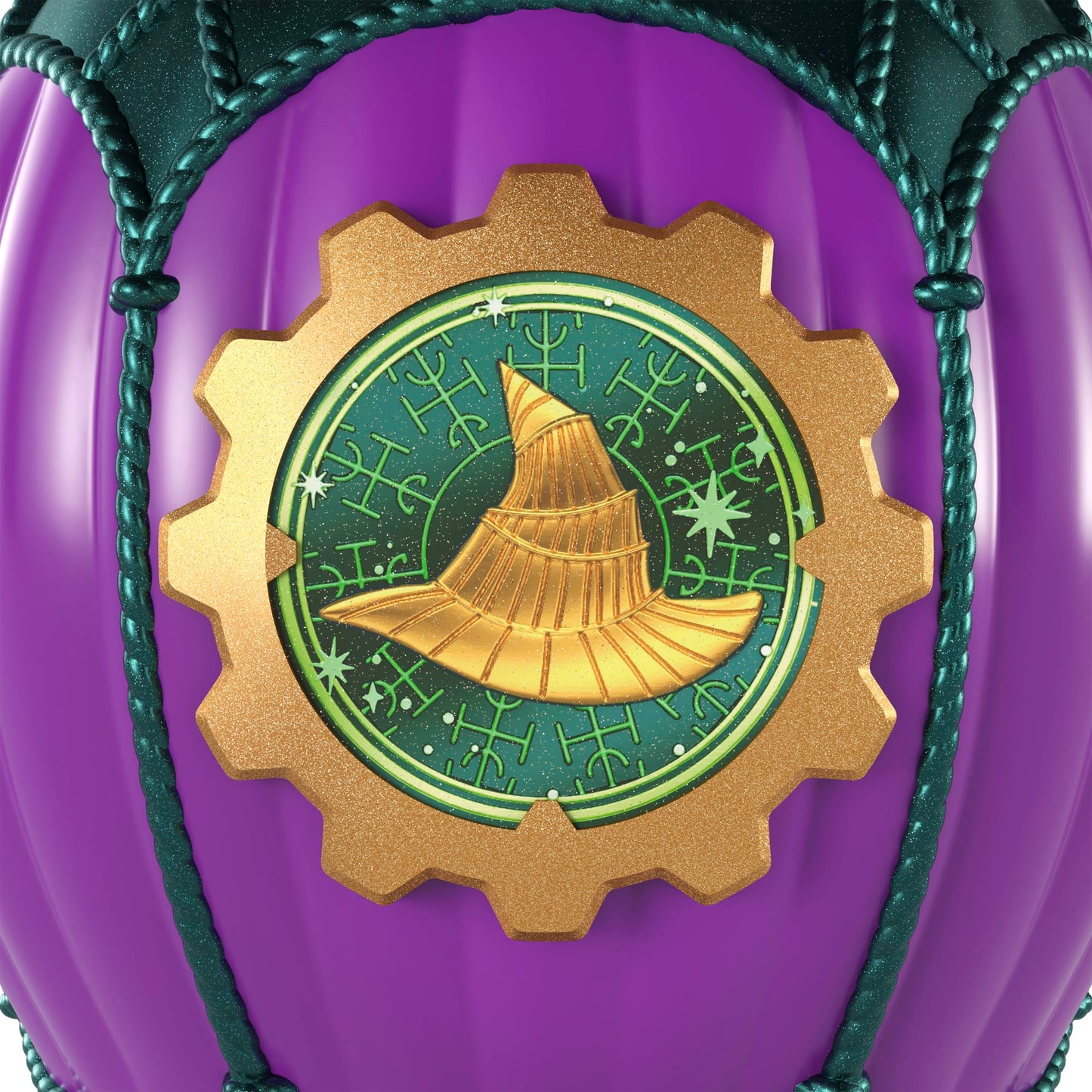 Universal Pictures’ Wicked Ozian Balloons Reveal, Surprise Small Doll