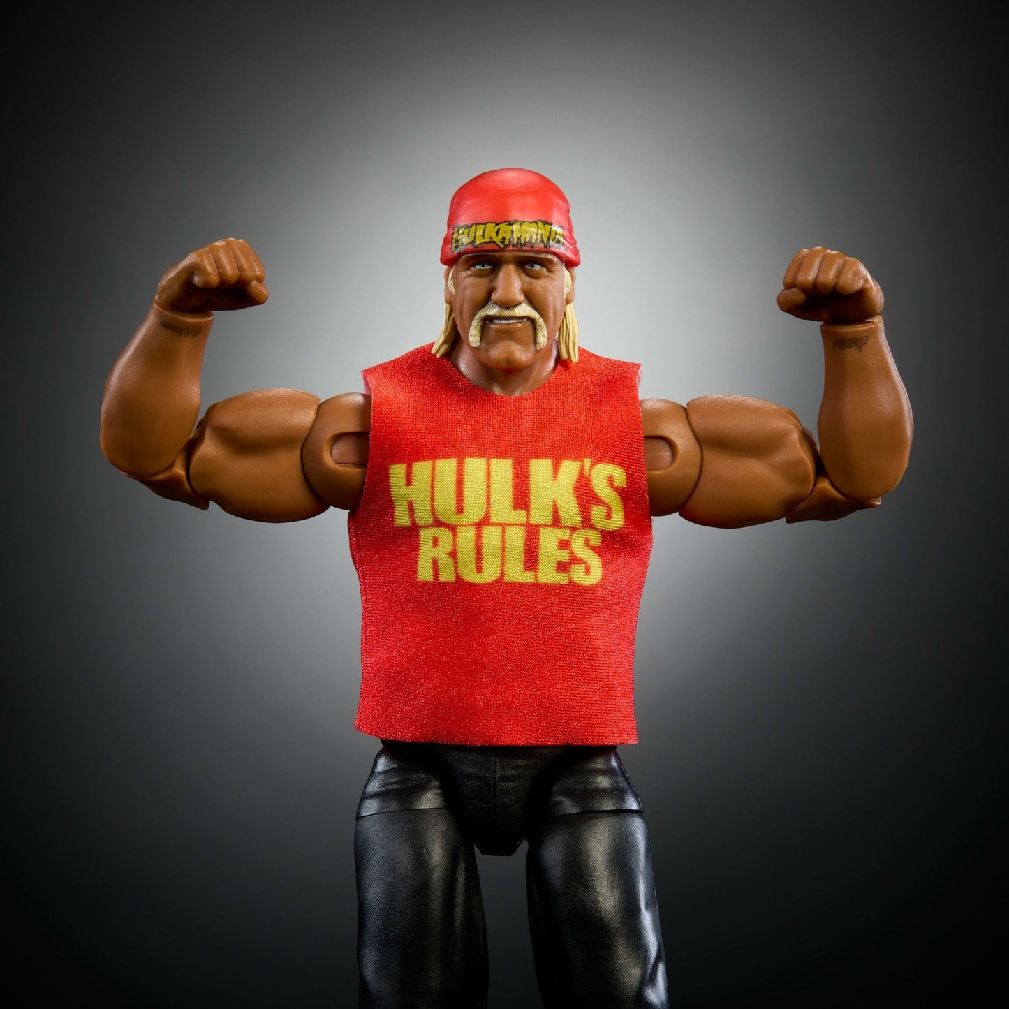 WWE Elite Collection Premium Live EVent Hulk Hogan Action Figure Set, Wrestlemania Collectible